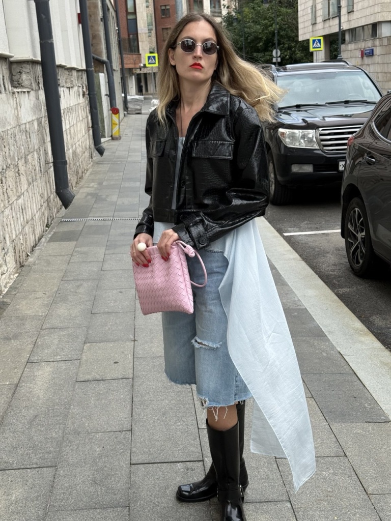Яна Кулакова, персональный стилист и автор Telegram-канала «Fashion Булошная» st59dy7dqb308kdd1zkyohnxo2x9ejr1.jpg