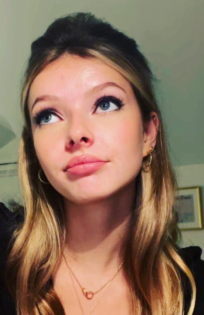 Эппл gwynethpaltrow_275384099_672724557335102_1092678371591325756_n.jpg