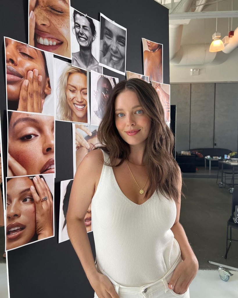 Эмили Ди Донато emilydidonato_283110640_132300189159533_1278165163346701414_n.jpg