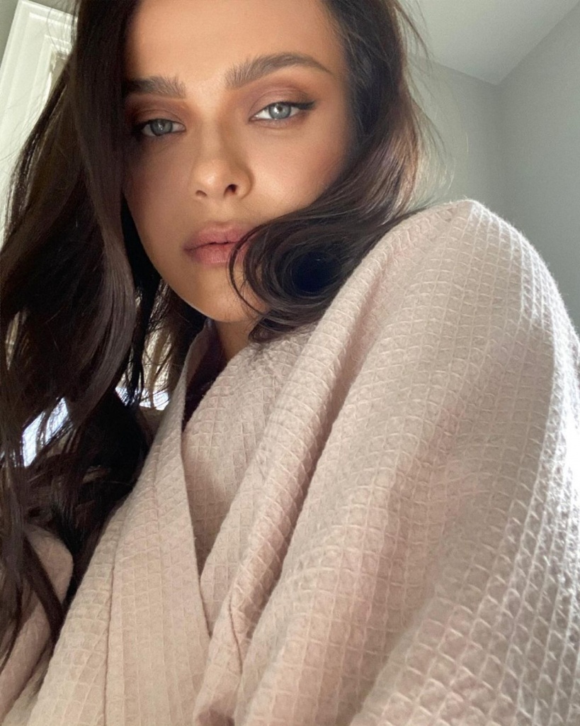 Лена Темникова Лена Темникова