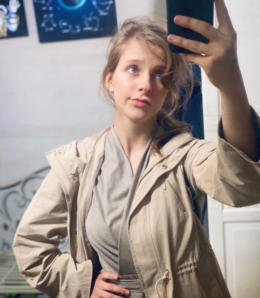 Лиза Арзамасова Лиза Арзамасова