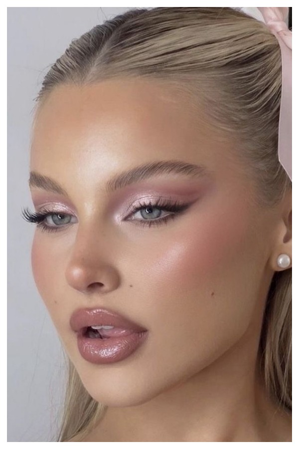 MyCollages - 2025-12-18T181805.315.jpg