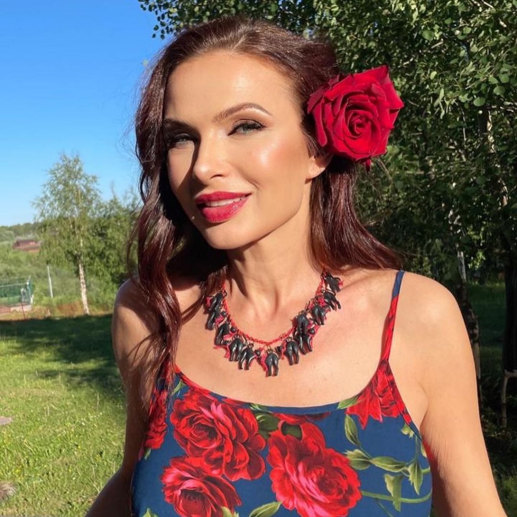 Эвелина Бледанс Эвелина Бледанс