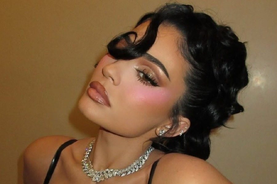 MyCollages - 2025-12-11T094700.547.jpg