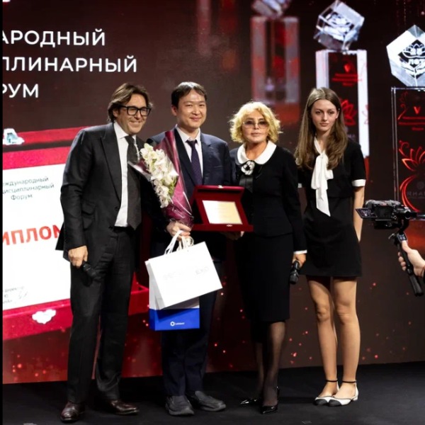 MyCollages - 2026-04-08T120910.067.jpg