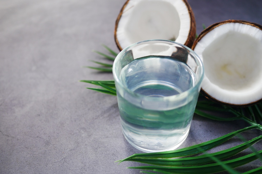 coconut2-unsplash.jpg coconut2-unsplash.jpg