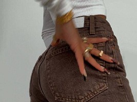 Самые модные джинсы первых месяцев нового года