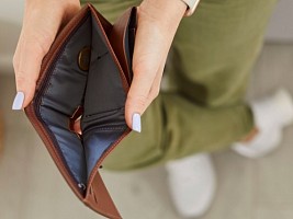 Не безобидные вещи: сколько вы теряете в год на чашках кофе и импульсивных покупках
