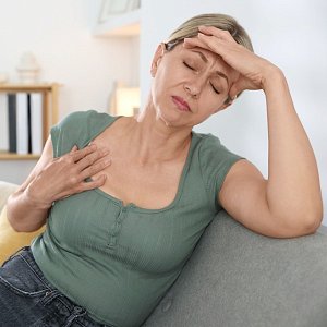 Менопауза не приговор: как сохранить энергию, красоту и настроение