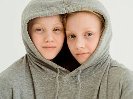 Найти отличия: как воспитывать близнецов, чтобы они выросли самостоятельными личностями
