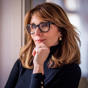 Перевал в середине пути: психолог о том, как сохранить баланс и быть счастливой женщиной после 50 лет