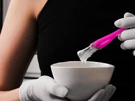 Как самостоятельно покрасить волосы дома