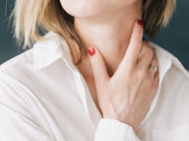 Как подтянуть и омолодить шею за неделю: советы косметолога