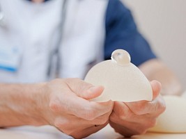 Разорвался грудной имплант: как понять и что делать