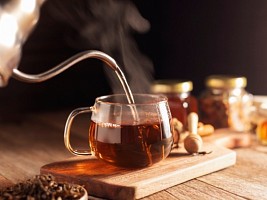 Черный чай — не только про кофеин: 6 полезных свойств, о которых вы не знали