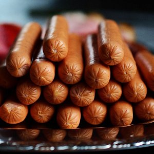От сока до сосисок: 5 продуктов, которые могут вызвать обезвоживание От сока до сосисок: 5 продуктов, которые могут вызвать обезвоживание