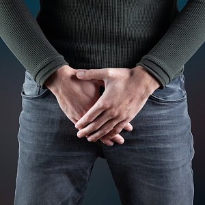 Скальпель против комплексов: все о мужской интимной пластике