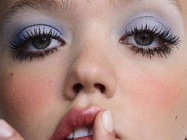 Как год рождения вашей мамы связан с модным макияжем из TikTok   