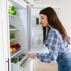 Почему продукты быстрее портятся в жару: проверьте настройки холодильника