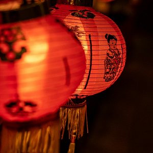 «Снежный дед» и пельмени с сюрпризом: традиции и меню китайского Нового года, которые можно освоить