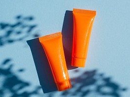 Аллергия на санскрин: как найти SPF, который не вызывает прыщи и раздражение 