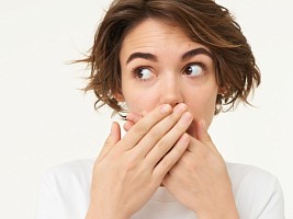 Спасите наши губы: как исправить неудачное введение филлера 