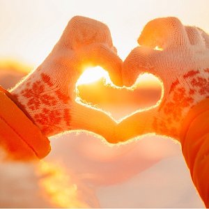 Тепла в холода: почему зимой так хочется любви