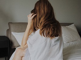 Стереотипы о сне: сомнолог объясняет, кому нельзя спать днем и почему не всем полезны 8 часов отдыха ночью