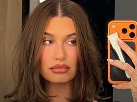 Новая стрижка Хейли Бибер — главный тренд зимы 2026 года