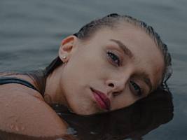 Вода в ухе: 6 способов как избавиться от нее быстро и безопасно
