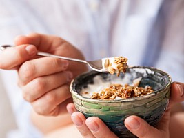 Диетологи рассказали, почему домашние завтраки полезнее готовых