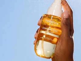 Легкий и ненавязчивый: как мист для тела заменил парфюм этим летом Легкий и ненавязчивый: как мист для тела заменил парфюм этим летом