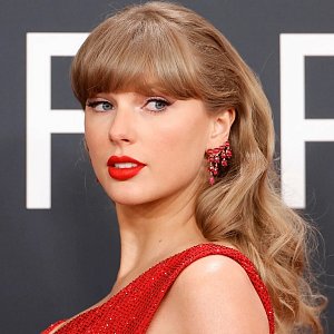 Какую прическу попробовать этой зимой? Главные тренды от голливудских стилистов по волосам