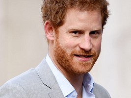 «Он бы погубил королевскую семью»: как встреча с Меган Маркл спасла принца Гарри от позора 