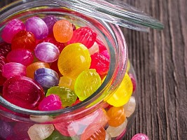 Чем рискуют сладкоежки: 6 опасных последствий