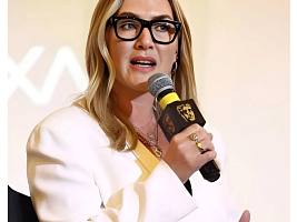 «Это чертов хаос»: Кейт Уинслет — о пластике, давлении индустрии и ценности естественности