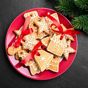 Три легких рецепта десертов к Рождеству: без сахара и вреда для фигуры