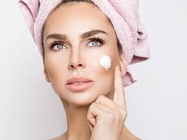 Дома лучше! Почему косметологические процедуры не заменят домашний уход за кожей