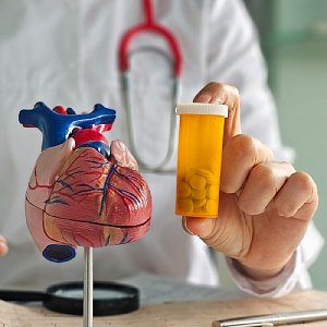 Таблетки, которых боятся: почему женщины опасаются принимать статины