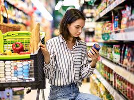 «То, что в еде сейчас нет ничего полезного, — неправда»: диетолог развеивает мифы о вреде магазинных продуктов