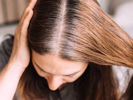 Не спешите красить: продукты, которые помогут победить седину Не спешите красить: продукты, которые помогут победить седину