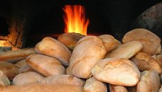 Почему болят колени перед сном. 63ab27210db3288934296529cc7f5393. Почему болят колени перед сном фото. Почему болят колени перед сном-63ab27210db3288934296529cc7f5393. картинка Почему болят колени перед сном. картинка 63ab27210db3288934296529cc7f5393. Если опираться на медицинскую статистику, то большинство людей, старше сорока лет, часто жалуются на то, что у них вечером болят колени. Причины, приводящие к такому состоянию, могут заключаться как в обычной усталости после тяжелой физической нагрузки, так и в развитии тяжелых патологий, которые с течением времени способны привести к критическим последствиям и инвалидизации человека. Медики отмечают, что и молодые люди стали чаще отмечать возникновение периодического дискомфорта в суставах.