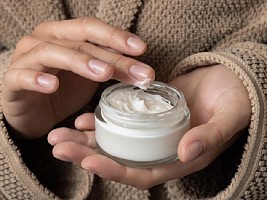 Что в баночке живет: как выбрать косметическое средство, которое реально работает