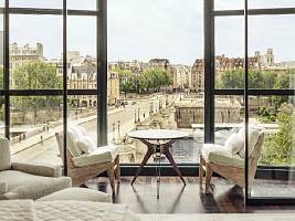 Место силы: Dior открыл свой SPA в центре Парижа