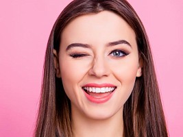 Спросили косметолога: в каком возрасте начинать делать инъекции 