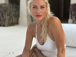 «Никакого силикона, никакой пластики»: как Катя Гордон сохраняет фигуру в 45 лет