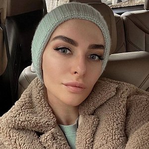 Пятеро на одну: Екатерина Варнава заявила, что, набрав 25 кг, не знает, как справиться с наплывом ухажеров Пятеро на одну: Екатерина Варнава заявила, что, набрав 25 кг, не знает, как справиться с наплывом ухажеров