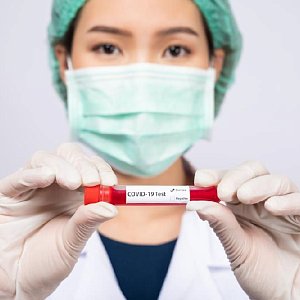 Вакцина MMR может предотвратить тяжелые симптомы COVID-19 Вакцина MMR может предотвратить тяжелые симптомы COVID-19