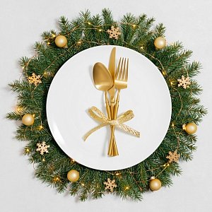 6 советов не переесть и 2 ЗОЖ-рецепта майонеза для новогоднего застолья