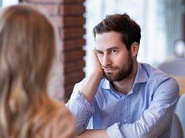 11 женских поступков, которые портят отношения с мужчиной